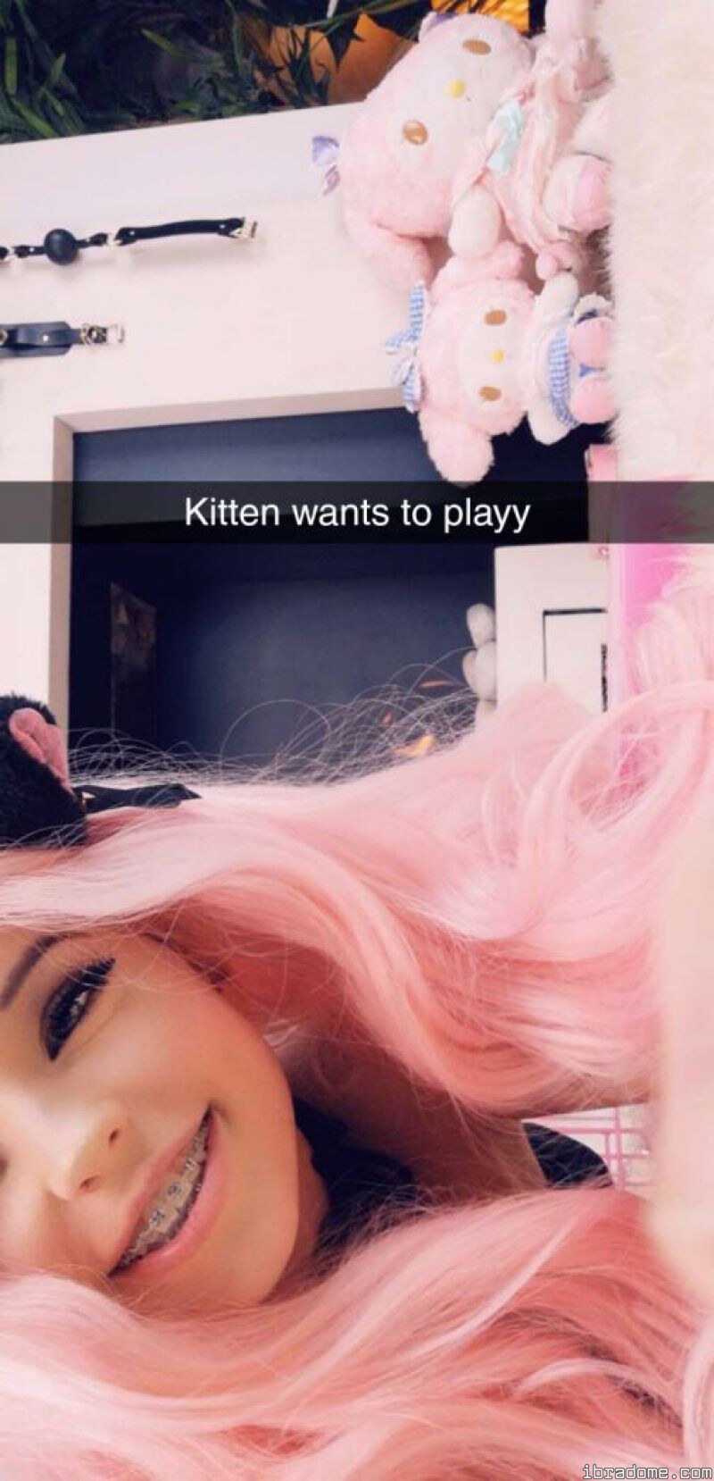 Instagram Belle Delphine