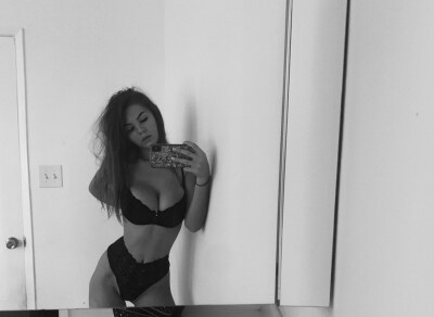 Ashley Tervort Leaked Twitter Photos Gallery - Leaknudes