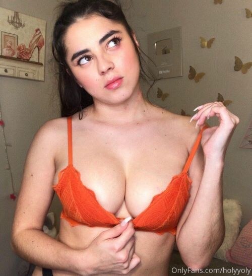 Holy Yoly Onlyfans Nudes